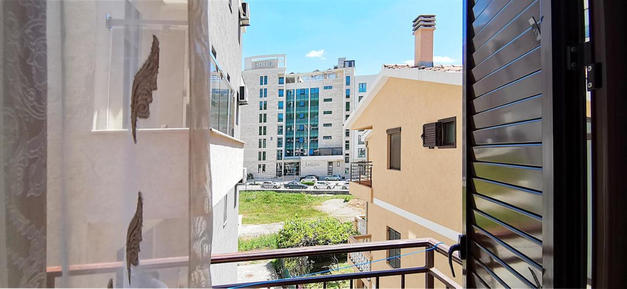 Apartments And Rooms Marija Budva Exterior photo