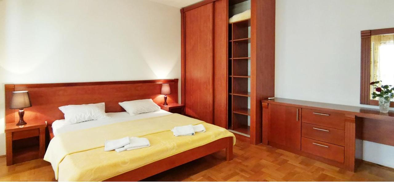Apartments And Rooms Marija Budva Exterior photo