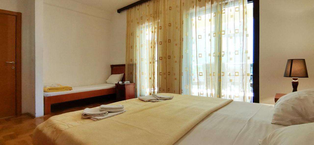 Apartments And Rooms Marija Budva Exterior photo