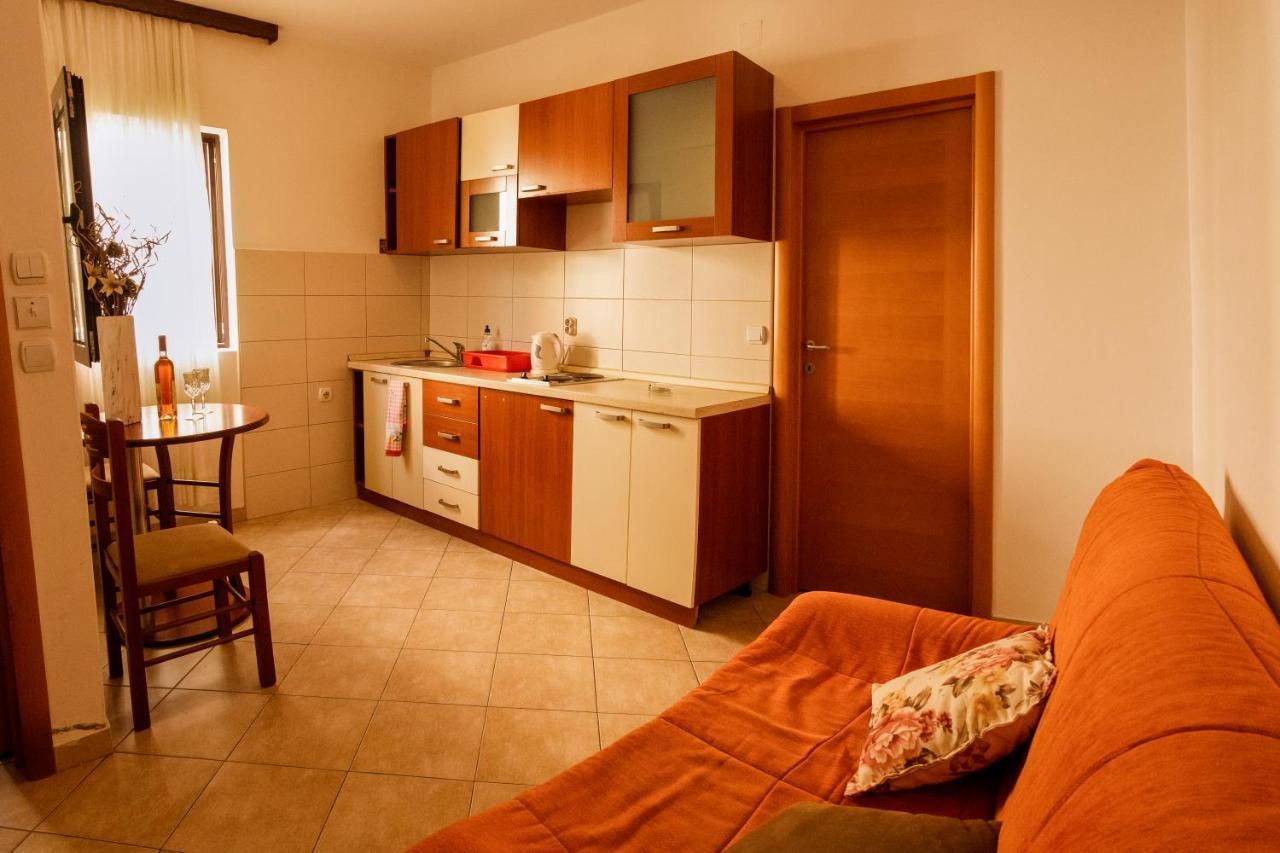 Apartments And Rooms Marija Budva Exterior photo