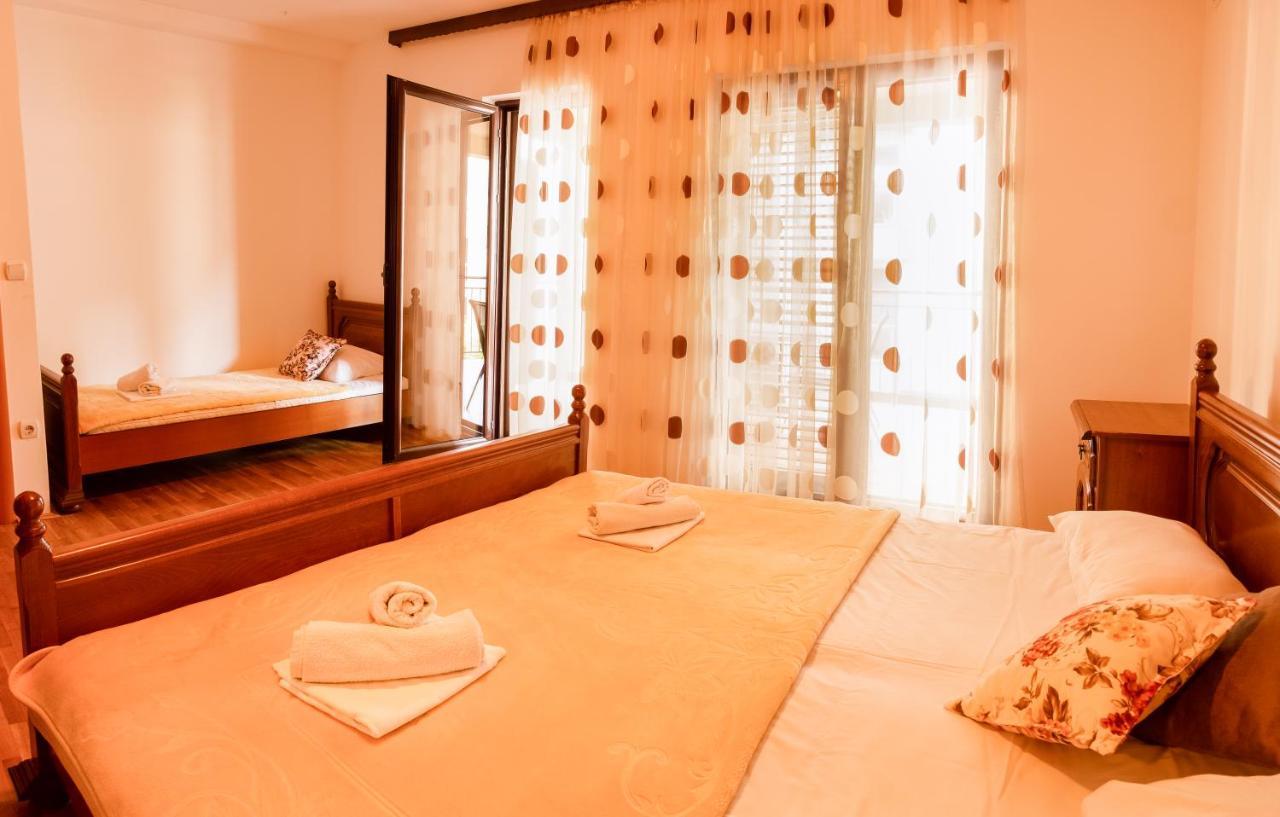 Apartments And Rooms Marija Budva Exterior photo